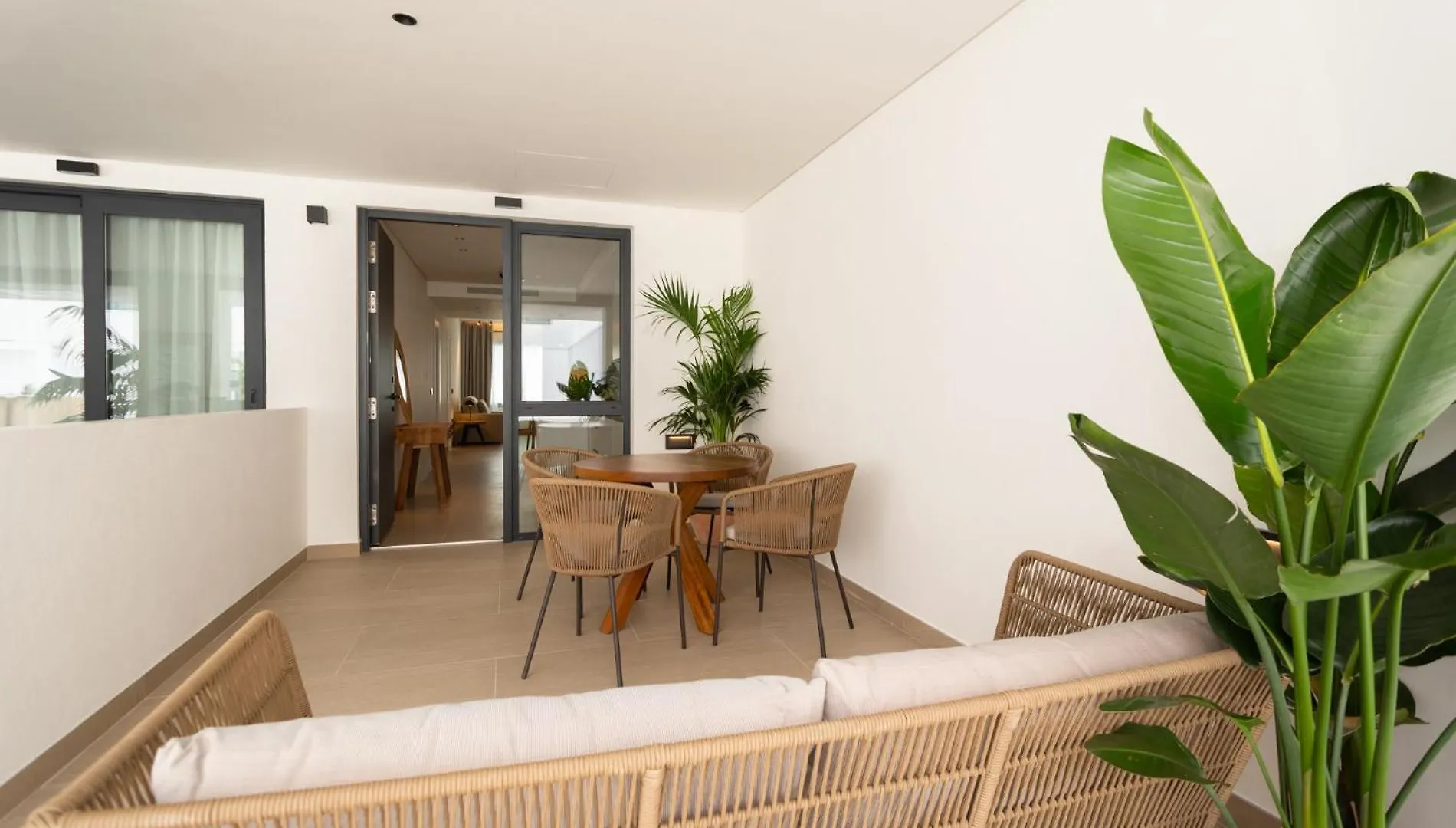 Hotel Apartamentos Hamus Conil De La Frontera Spain